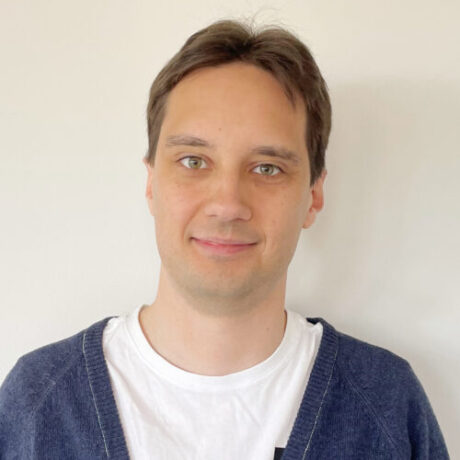 Axel-Hellenius-webb-500x500-1.jpeg